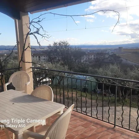 Manosque: Maison En Provence Avec Superbe Vue Manosque
