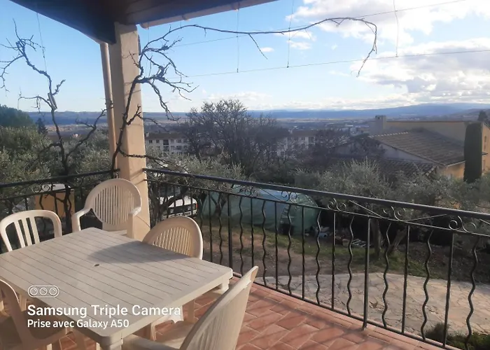 Manosque: Maison En Provence Avec Superbe Vue Manosque